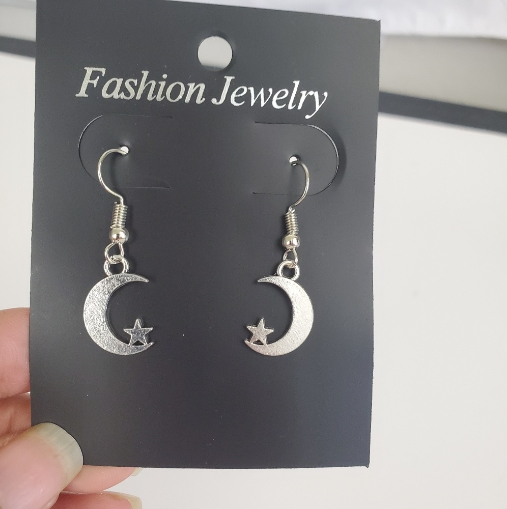 4 for $20 star and moon earring